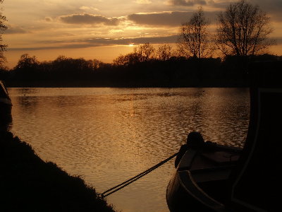 evening at Tixall Wide - Staffs and Worcs Canal